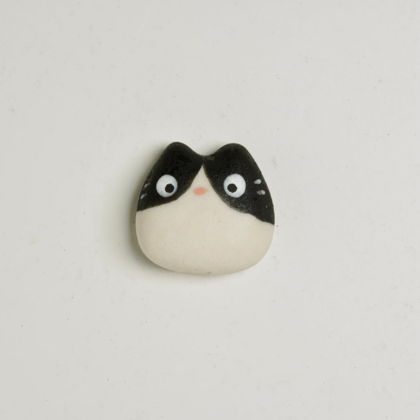 Magnets, Cat