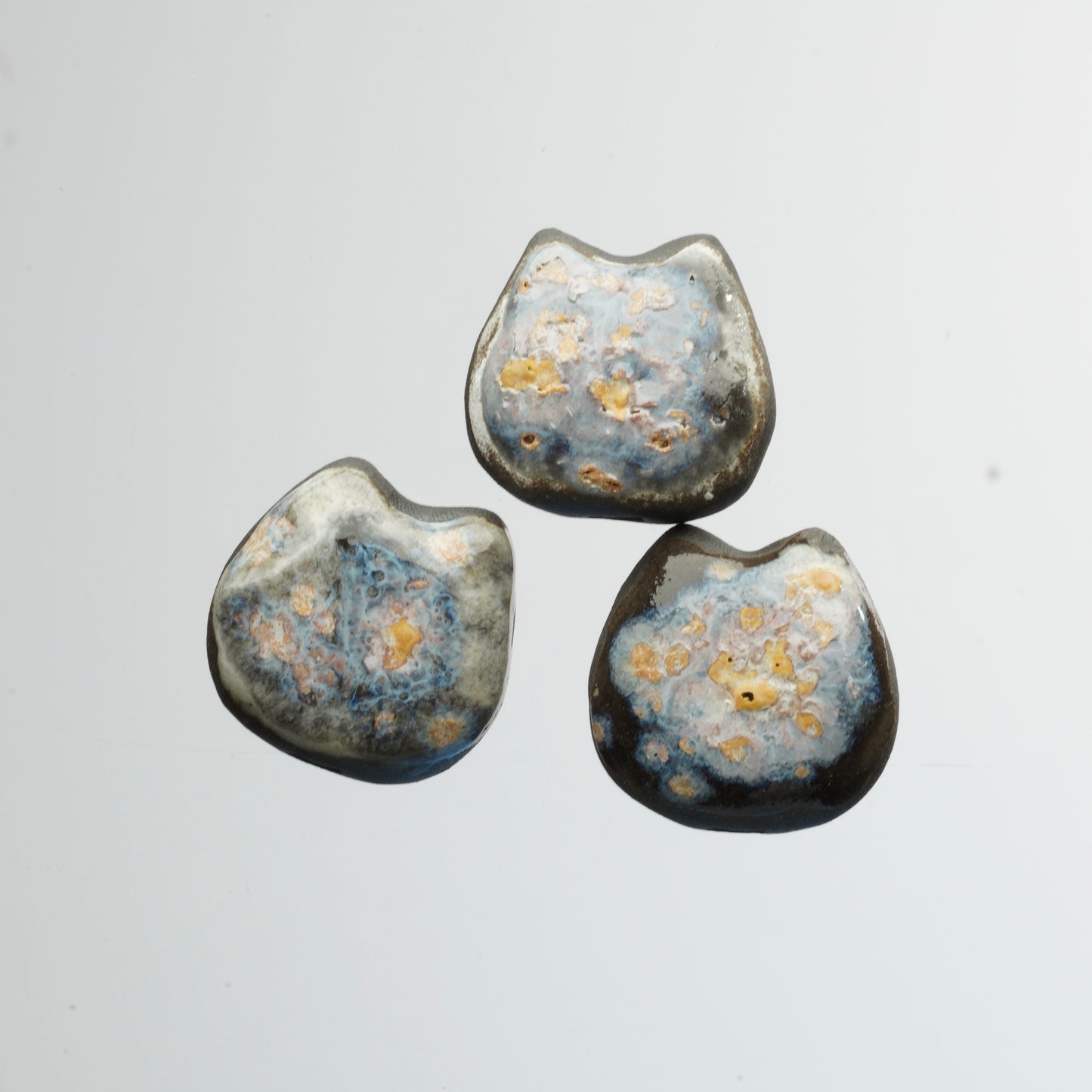 Magnet, Cat - Galaxy on Plum
